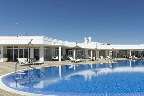 Внешний вид отеля RVHotels Sea Club Menorca