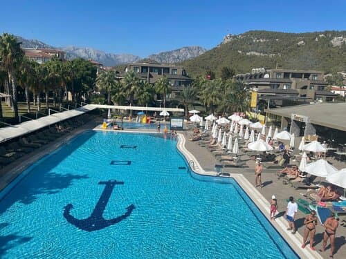 Внешний вид отеля Sailor's Beach Club