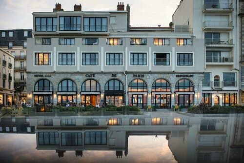 Внешний вид отеля Hotel Le Café de Paris