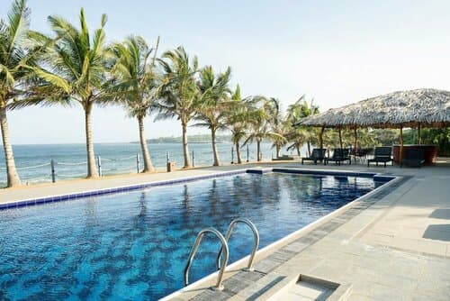 Внешний вид отеля Peacock Beach Resort & SPA