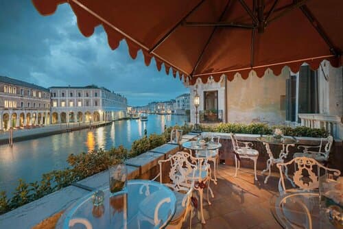 Внешний вид отеля Hotel Al Ponte Antico
