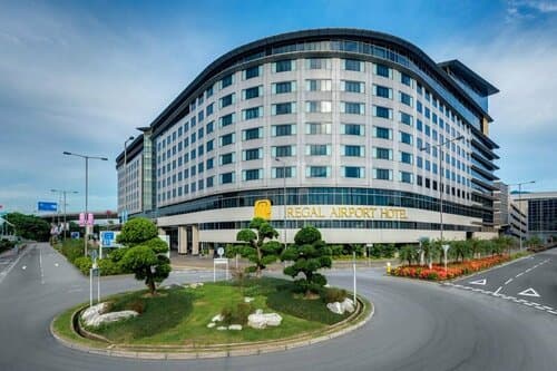 Внешний вид отеля Regal Airport Hotel