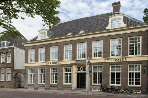 Внешний вид отеля Eye Hotel