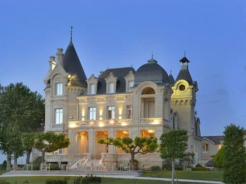 Внешний вид отеля Chateau Hotel Grand Barrail