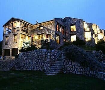 Внешний вид отеля Agulhas Country Lodge
