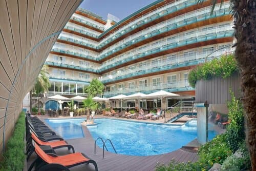 Внешний вид отеля Hotel Kaktus Playa