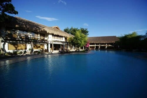 Внешний вид отеля Bluewater Maribago Beach Resort