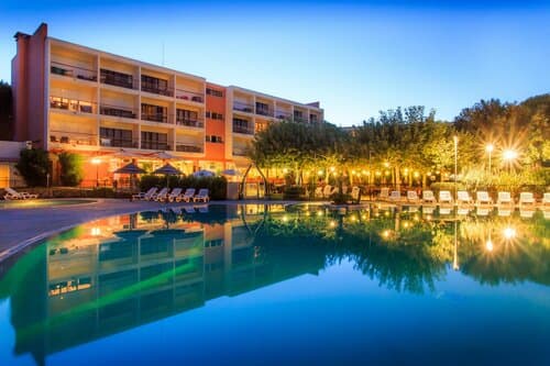 Внешний вид отеля Hotel Club Le Capet