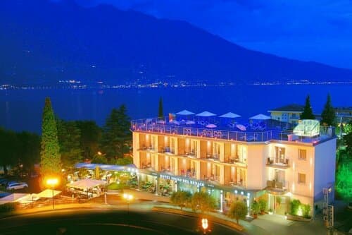 Внешний вид отеля Hotel Villa Dirce