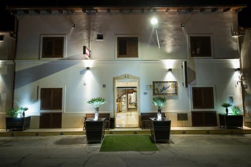 Внешний вид отеля Hotel Aliai