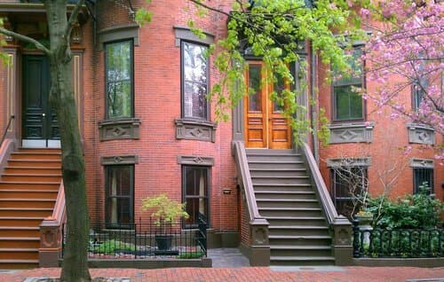 Внешний вид отеля Clarendon Square Bed & Breakfast