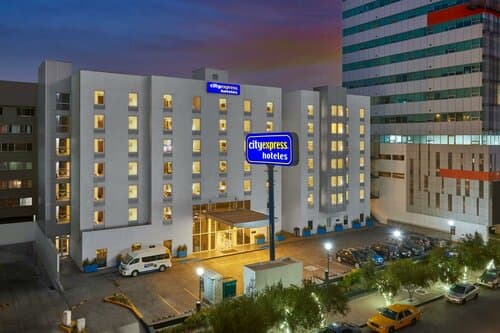 Внешний вид отеля City Express Tijuana Río
