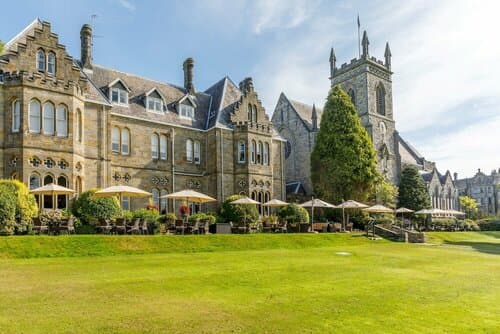 Внешний вид отеля Ashdown Park Hotel & Country Club