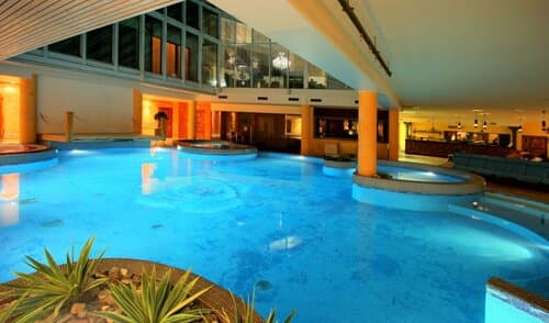 Внешний вид отеля Grand Rose SPA Hotel