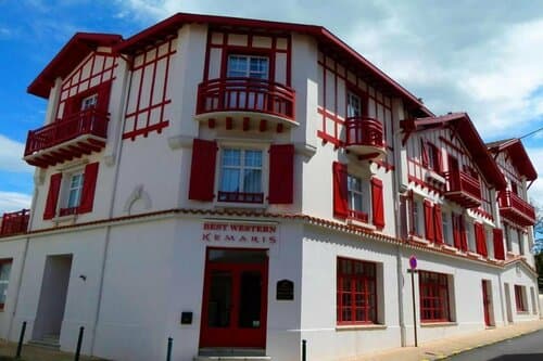 Внешний вид отеля Hotel Kemaris