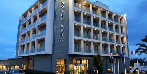 Внешний вид отеля Avra Hotel
