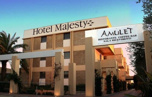 Внешний вид отеля Hotel Majesty