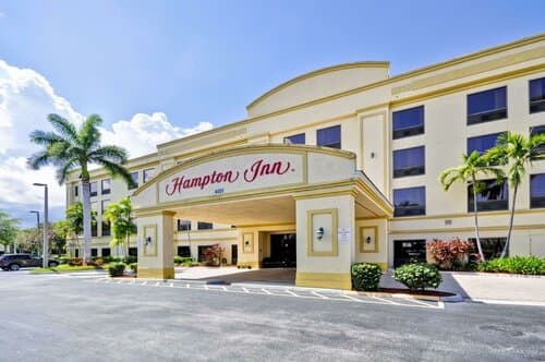 Внешний вид отеля Hampton Inn Palm Beach Gardens