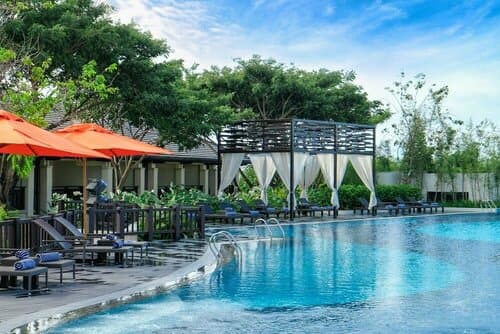 Внешний вид отеля Crimson Resort and SPA Mactan
