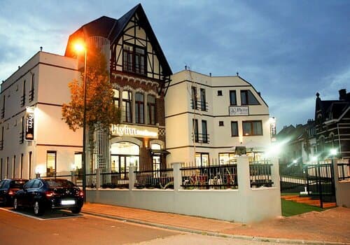 Внешний вид отеля Fly Inn Brussels Airport