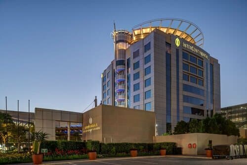 Внешний вид отеля Intercontinental O R Tambo Airport