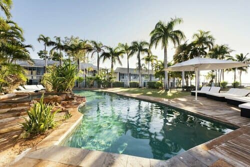 Внешний вид отеля Mangrove Hotel
