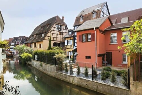 Внешний вид отеля Hotel Le Colombier Suites