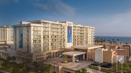 Внешний вид отеля The Meritage Resort and SPA
