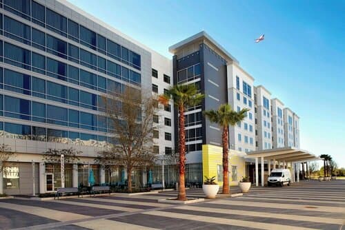 Внешний вид отеля Residence Inn Orlando Lake Nona