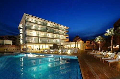 Внешний вид отеля Hotel Aimia