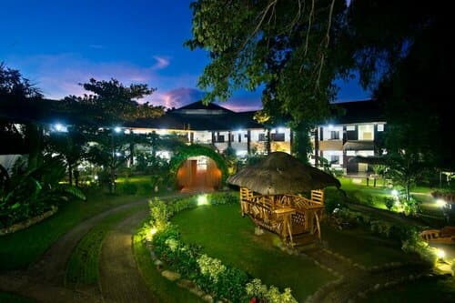 Внешний вид отеля Balay Tuko Garden Inn
