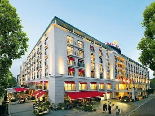 Внешний вид отеля Grand Elysee Hamburg