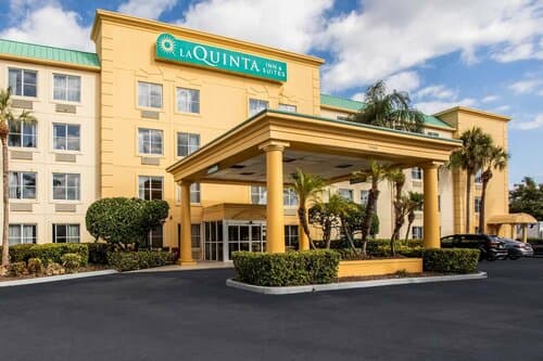 Внешний вид отеля La Quinta Inn & Suites by Wyndham Melbourne Viera
