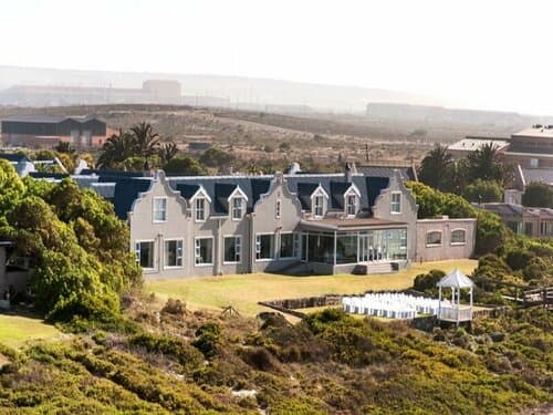 Внешний вид отеля Blue Bay Lodge