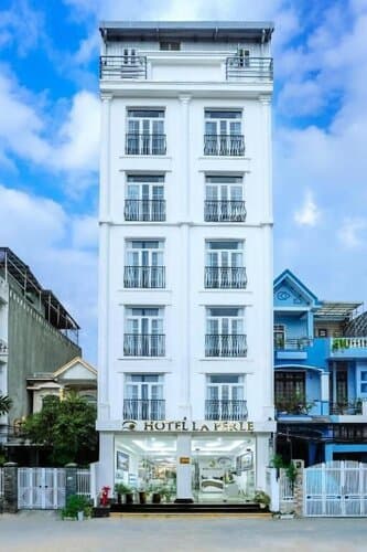 Внешний вид отеля Hotel La Perle Hue