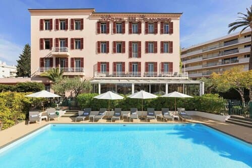 Внешний вид отеля Best Western Hotel des Orangers