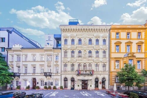 Внешний вид отеля Hotel President
