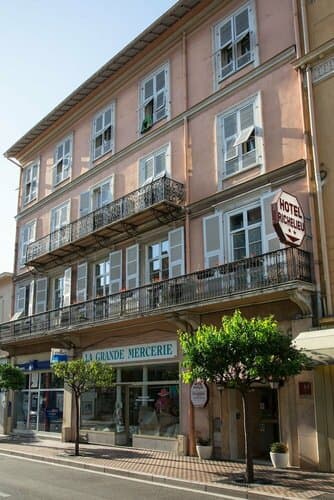 Внешний вид отеля Hotel Richelieu