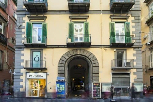 Внешний вид отеля Hotel Napoli Mia