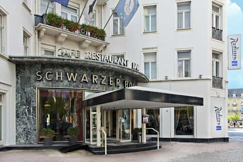 Внешний вид отеля Radisson Blu Schwarzer Bock Hotel