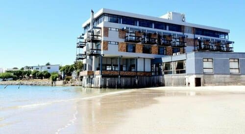 Внешний вид отеля Hoedjiesbaai Hotel