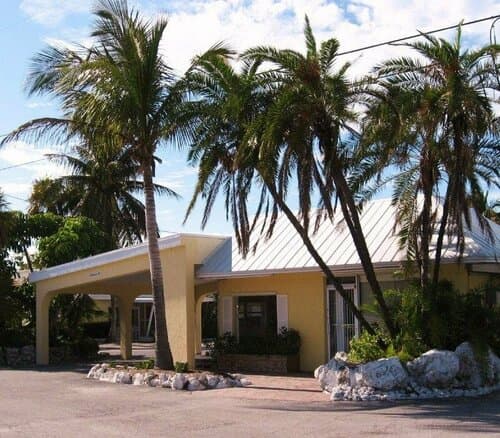 Внешний вид отеля Kingsail Resort
