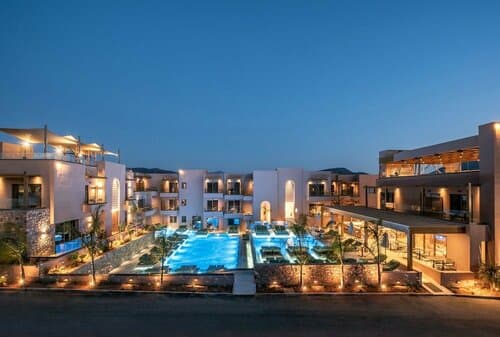 Внешний вид отеля Paralos Venus Suites - Adults Only