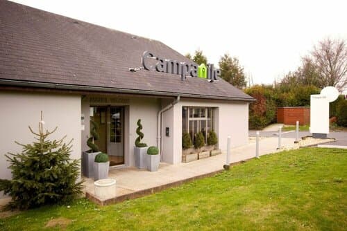 Внешний вид отеля Campanile Hotel Senlis