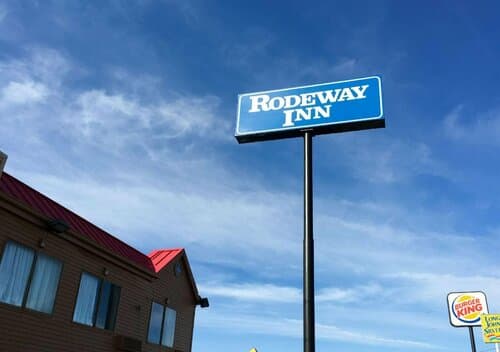 Внешний вид отеля Days Inn by Wyndham Thomson