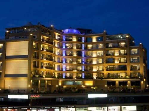 Внешний вид отеля Goldfinch Hotel Mangalore