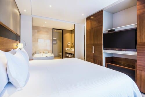 Внешний вид отеля DoubleTree by Hilton Hotel Bogotá - Parque 93