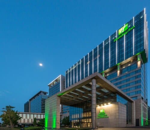 Внешний вид отеля Holiday Inn Shanghai Hongqiao, an Ihg Hotel