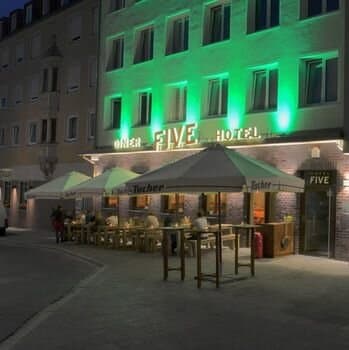 Внешний вид отеля Hotel Five